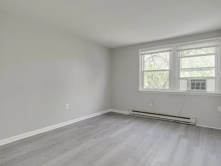 704 Motter Ave #2 — Photo 10