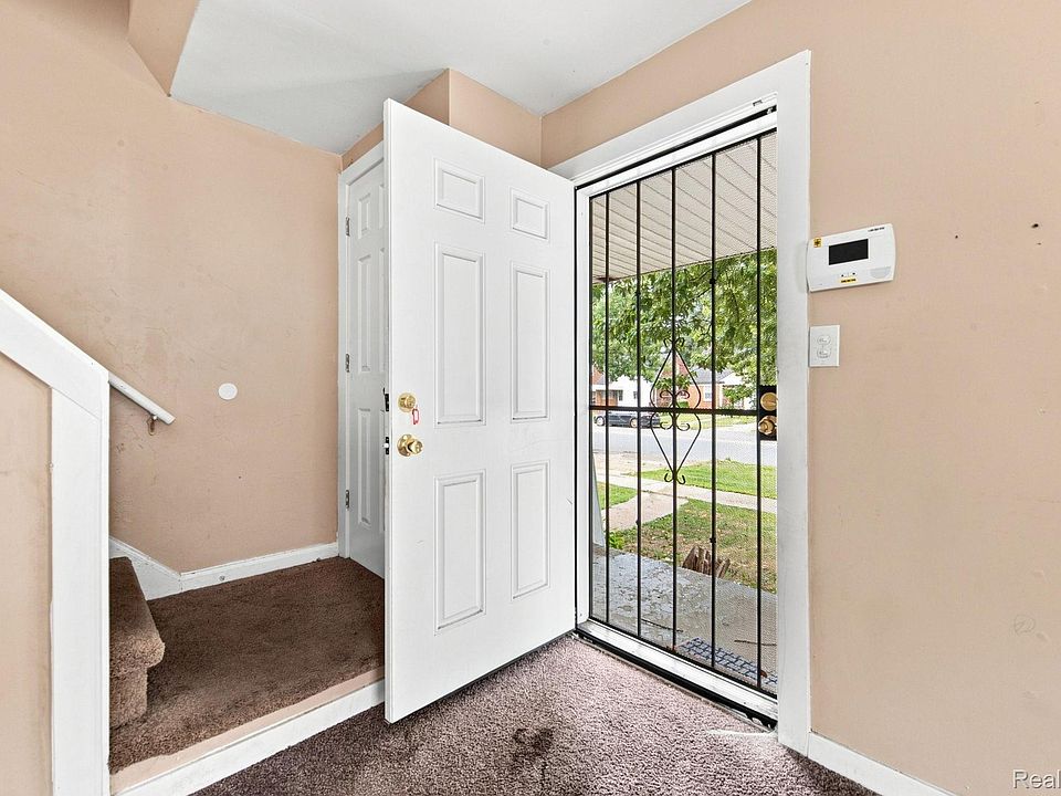 8882 Evergreen Ave, photo 5