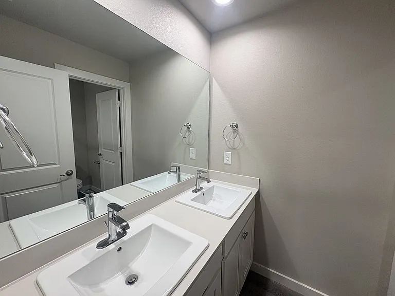 328 Ranger St — Photo 10