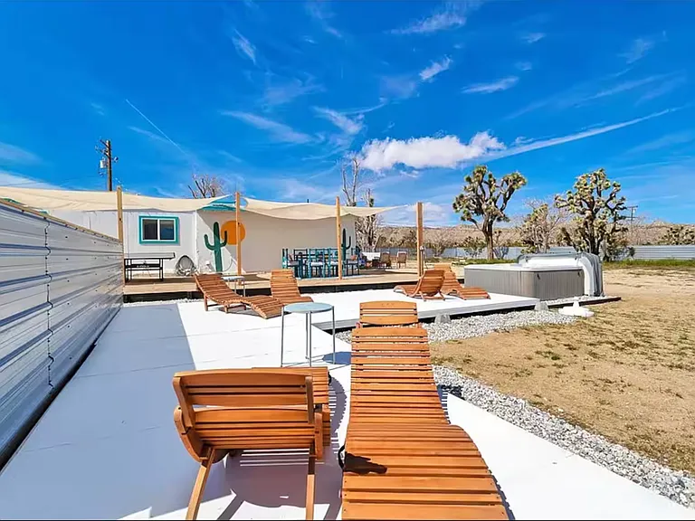 7445 Joshua View Dr — Photo 21