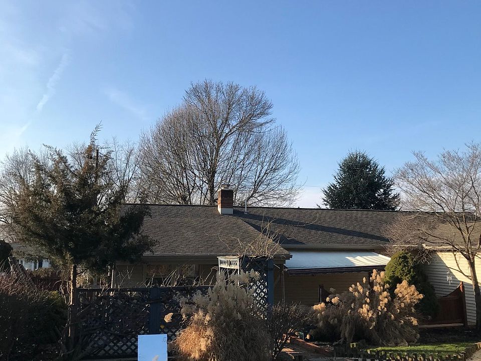 2nd image of 432 Sunset Ave