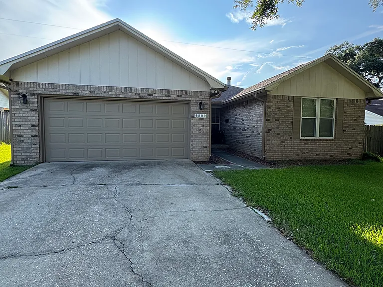 6809 Chicago Ave — Photo 1