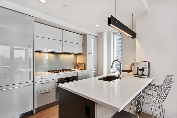 Rented by Citi Habitats | media 41