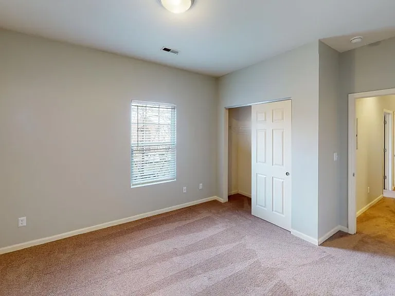 Dublin Glen Apartments — Photo 23