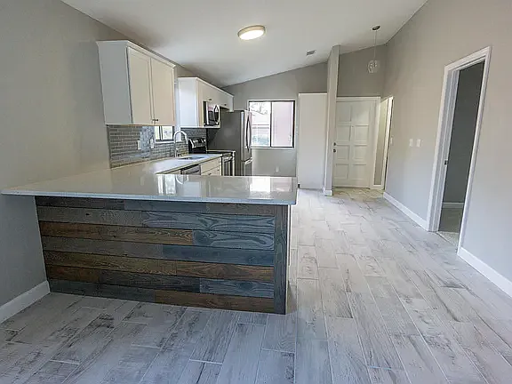 318 Timberline Trl — Photo 2