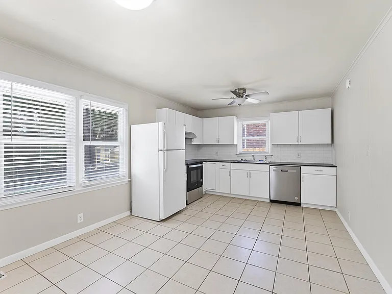 2808 Bardwell Rd — Photo 6