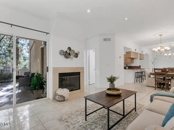 640 Indian Oak Ln Unit 106, Oak Park, CA 91377