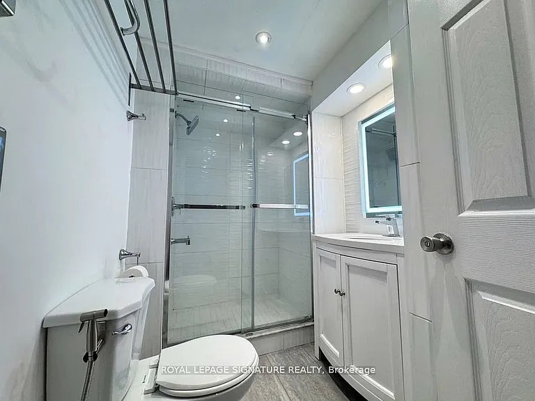 285 Mississaga St #BASEMENT — Photo 16