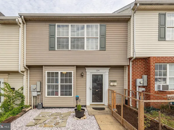 134 Georgetown Sq, Martinsburg, WV 25401