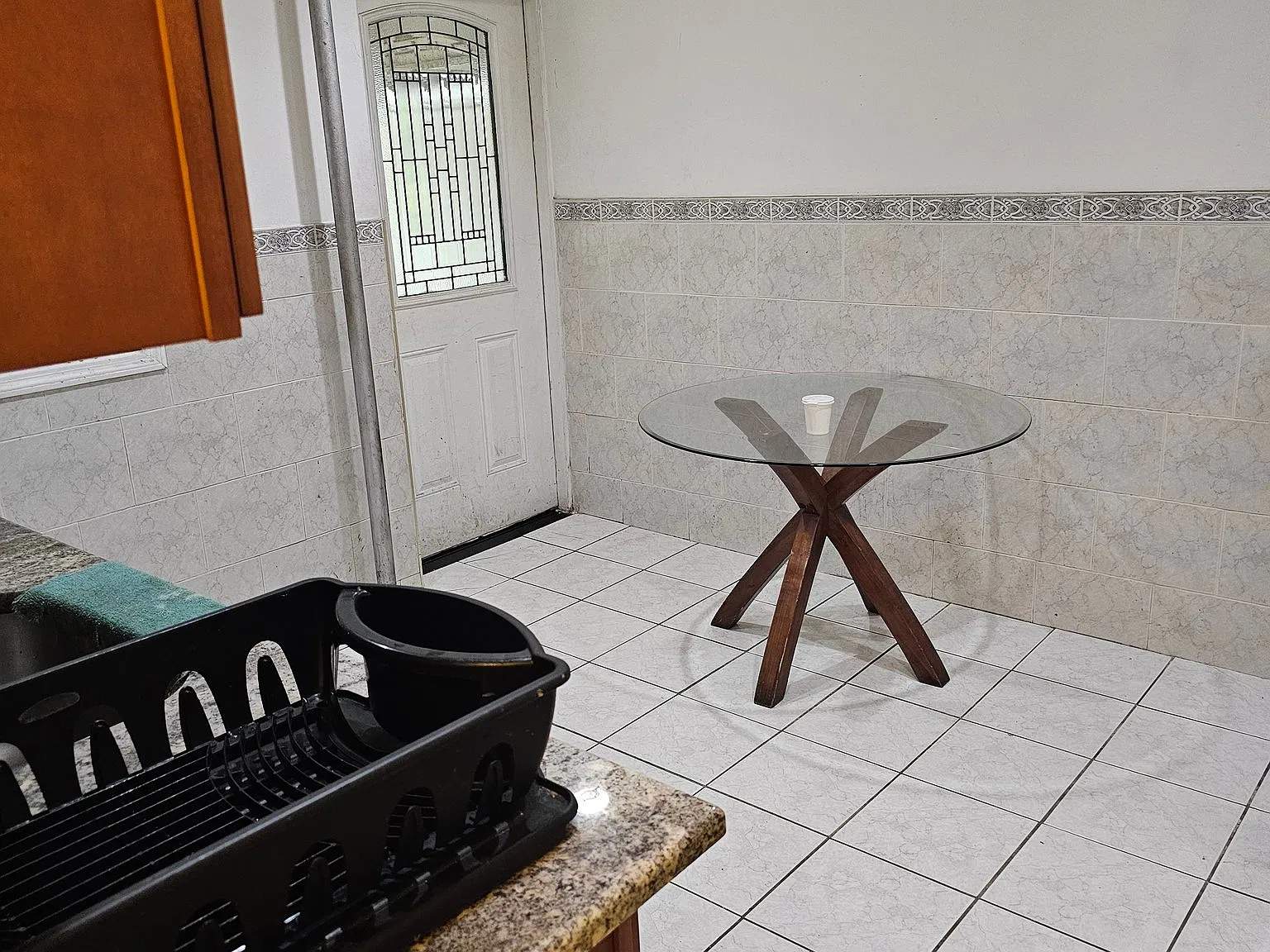 Sunnyside Room For Rent Shared Kitchen and Bathroom Newly Renovated and Near 7 Train — Photo 3