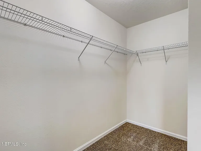 70 Cody St — Photo 32