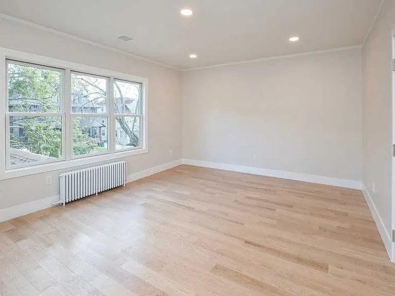 7802 Ridge Blvd #1 — Photo 21