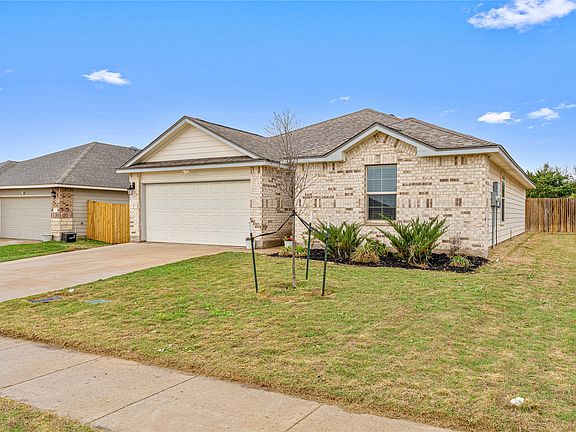 3rd image of 7121 Guadalupe Rd