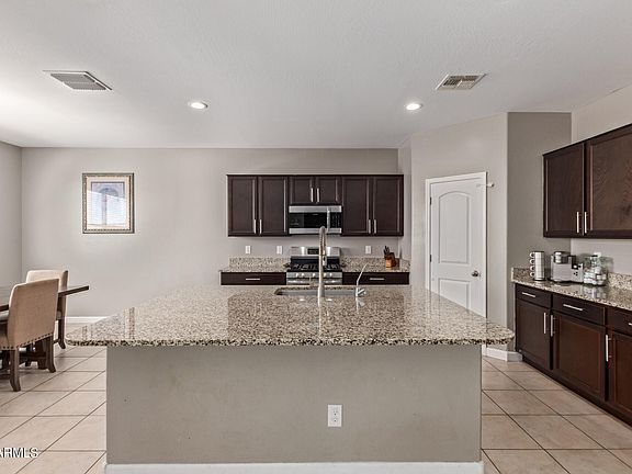 5th image of 30079 W Rockmount Avenue