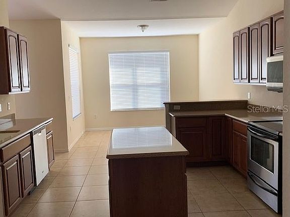 2nd image of 6728 Hillis Dr