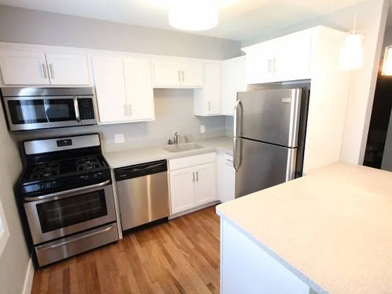 Kristen Place — Photo 4