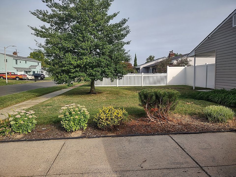 2nd image of 189 Blue Ridge Dr