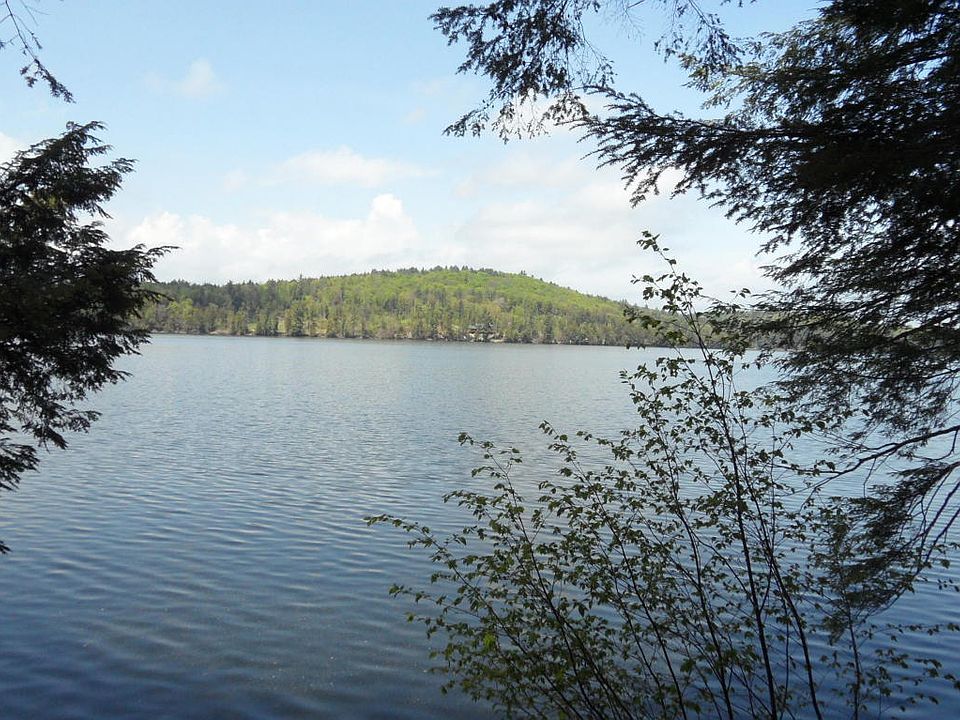 1st image of 513 Atateka Dr