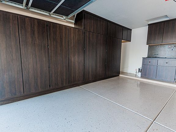 5th image of 10341 E Crescent Ave