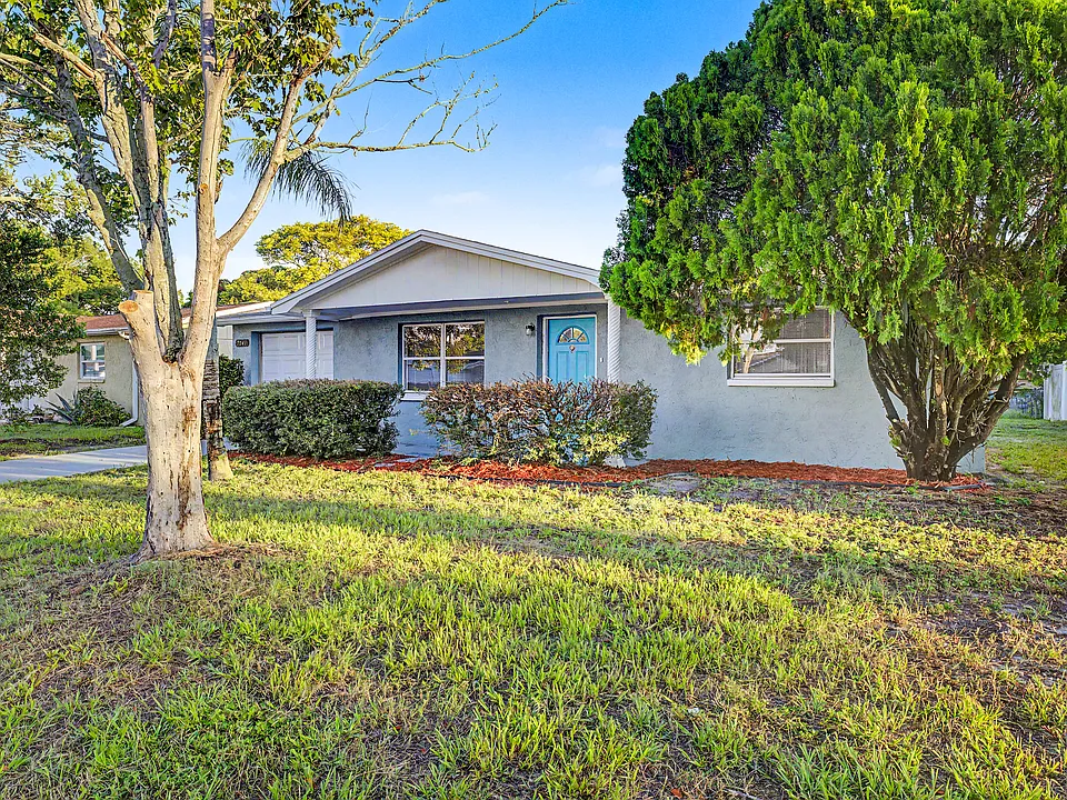7041 Brentwood Dr
