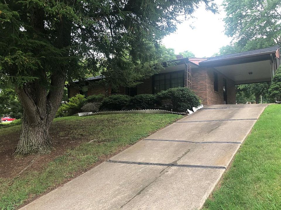 1st image of 153 Kimberly Ave