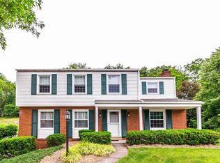 107 Berwick Dr, Pittsburgh, PA