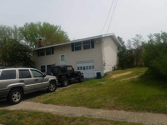 3rd image of 7 Buckskin Ln