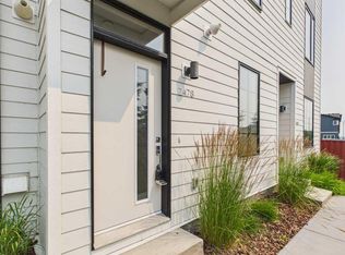 2478 S 210th Ave SE, Calgary, AB T2X4C2