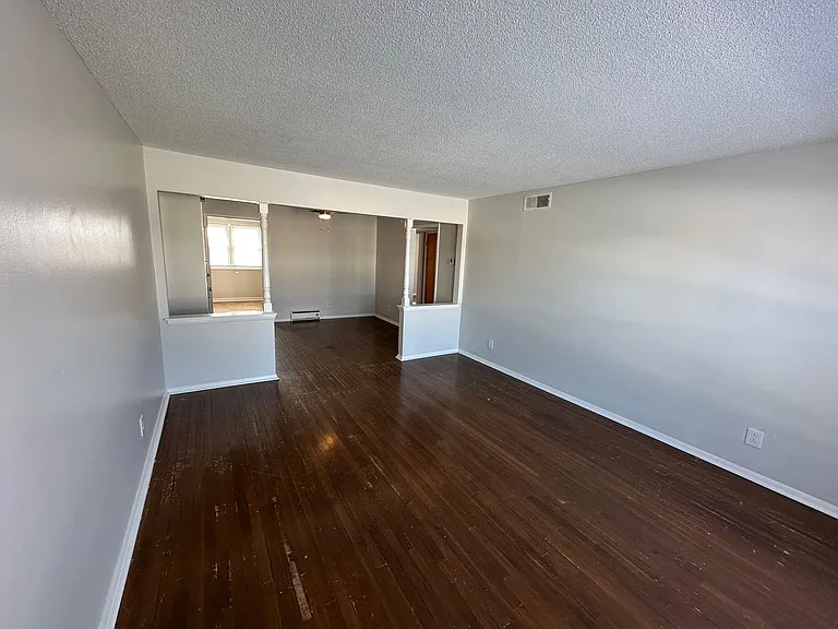 6011 W 25th St #4 — Photo 8