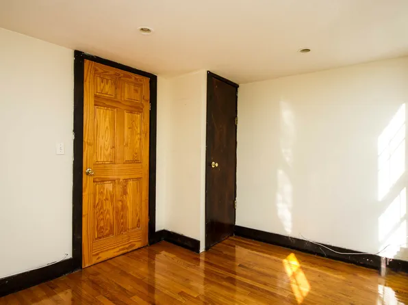 189 Stanhope Street image 10 of 13