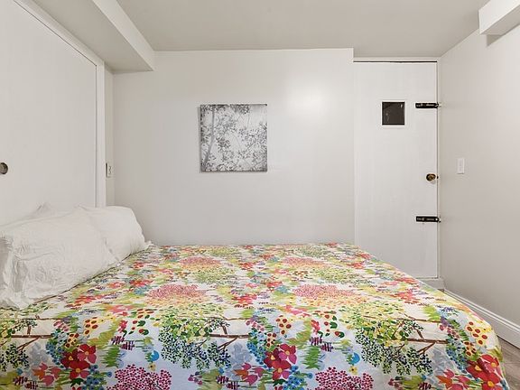 3rd image of 671 Metropolitan Ave #D