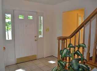 16620 Bethayres Rd, Derwood, MD 20855