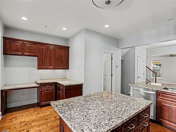 5th image of 44 Uxor Way