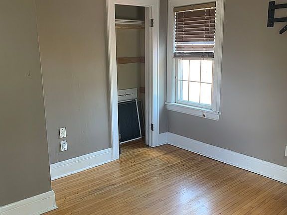 4th image of 1619 Taylor Ave