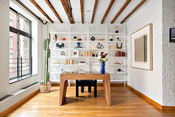 Sold by Compass | media 3