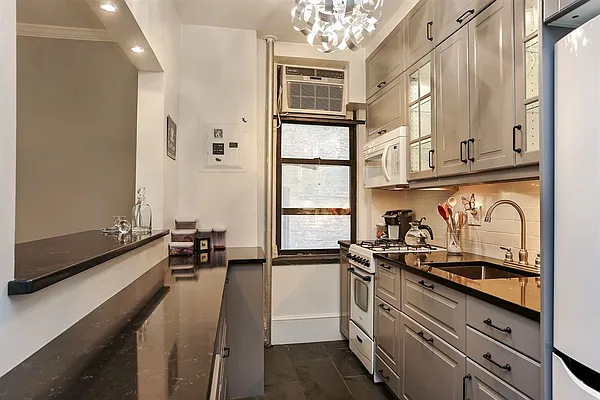 Sold by Corcoran | media 17