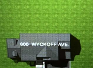 800 Wyckoff Ave, Mahwah, NJ 07430