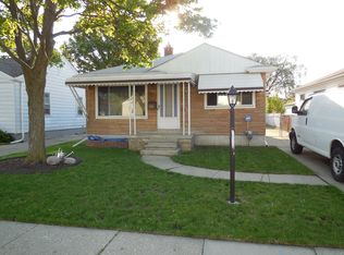 24594 Wilmot Ave, Eastpointe, MI 48021