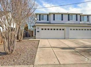 238 N 7th St, Central Point, OR 97502