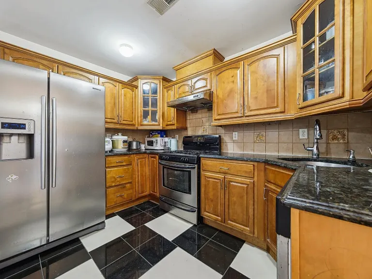 45 Terrace Ave #1 — Photo 1