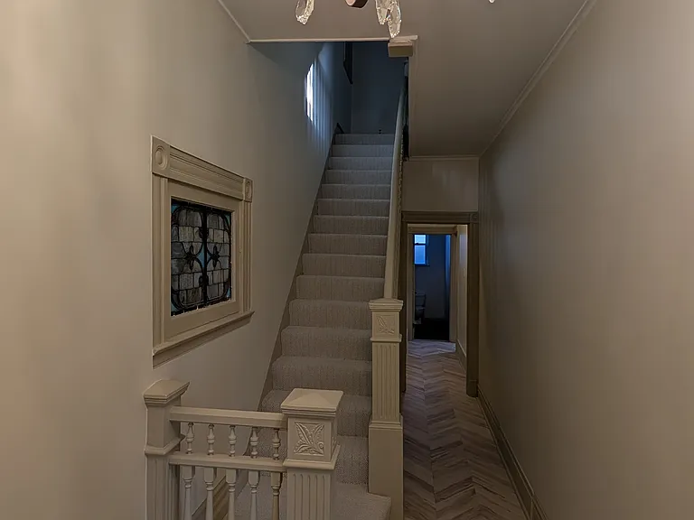347 Spahr St — Photo 43