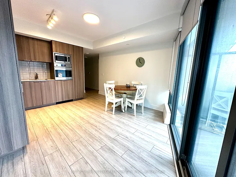 11 Wellesley St W #1111 — Photo 8