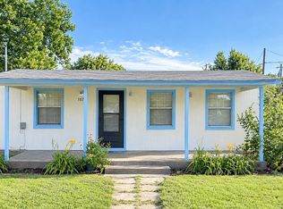 107 W College St, Milford, TX 76670