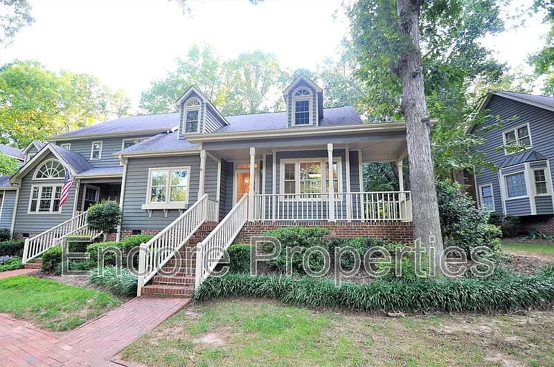 3 bed, 3.0 bath, 1980 sqft, $2,600 — Photo 1