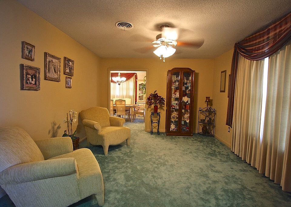 Formal living room