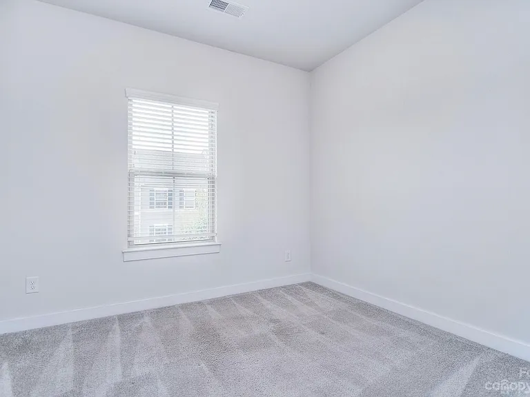 1810 Shumard Ln — Photo 27
