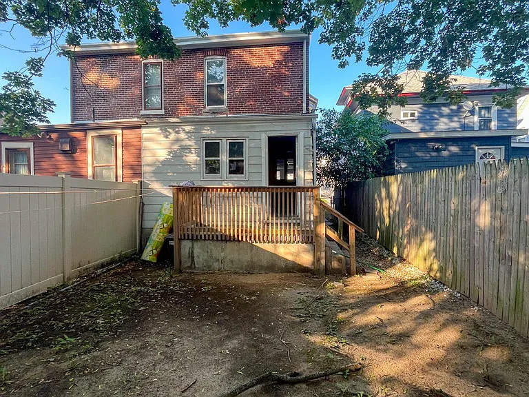 151 Joan Ter — Photo 3