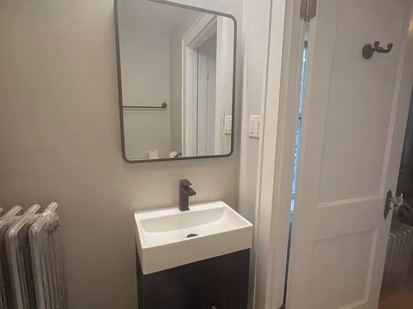 3076 S Delaware Ave Uppr 1B, Milwaukee, WI 53207
