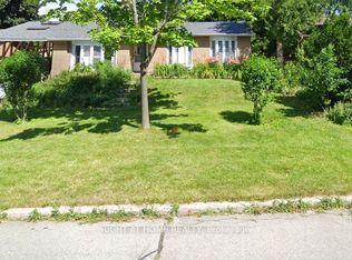 14 Ptarmigan Cres, Toronto, ON M3A1W3