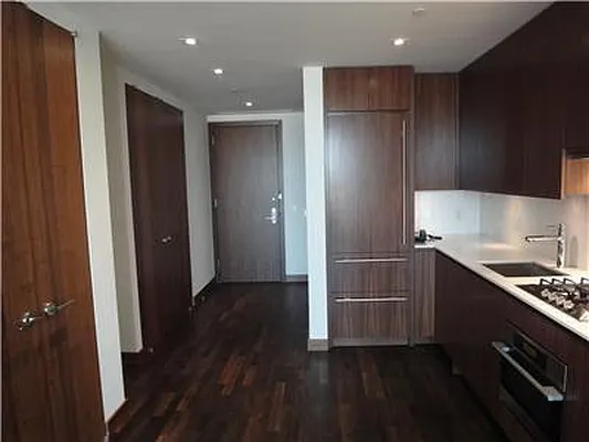 Rented by 212 Consulting Corp | media 17